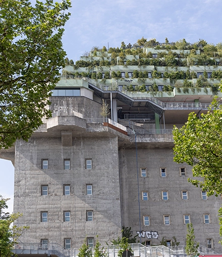 Weltkriegsbunker mit Dachgarten